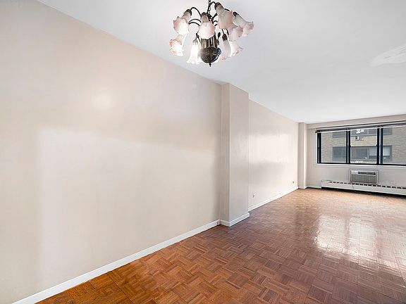 3rd image of 16 W 16th St Unit 12N-N