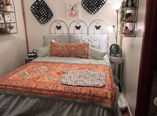 68 Gilbert St #B, Harpers Ferry, WV 25425