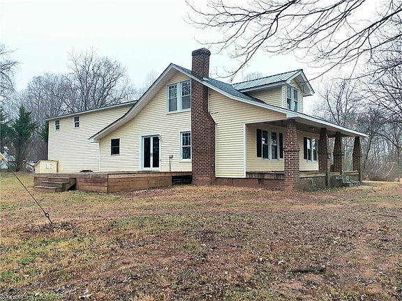 5th image of 2444 N Stokes School Rd
