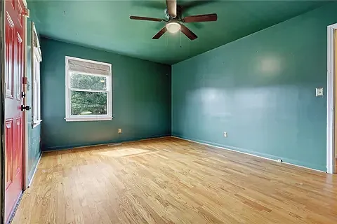 700 Woodmont Cir — Photo 5