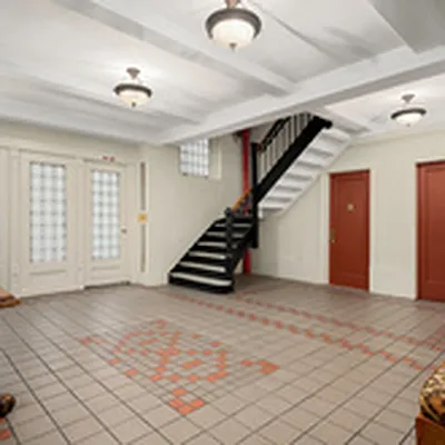 Sold by Compass | media 10