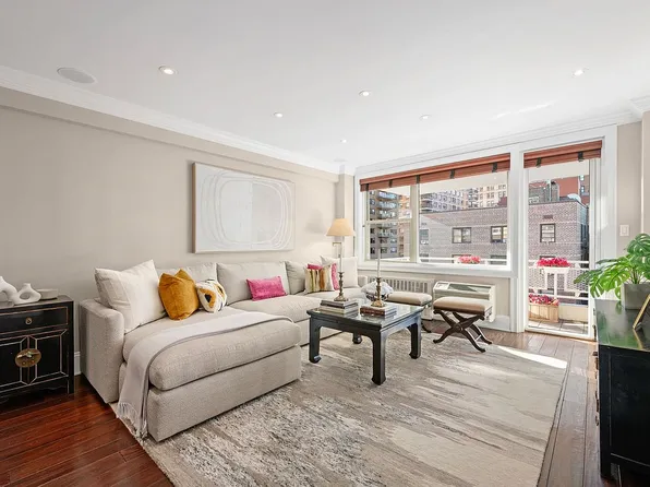 40 E 9th St APT 6M, New York, NY 10003