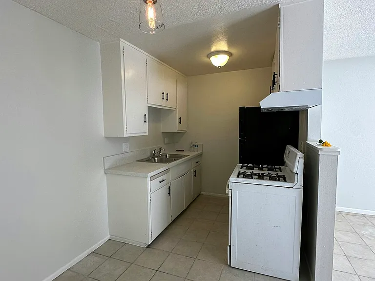 22869 Adrienne Ave #3 — Photo 7