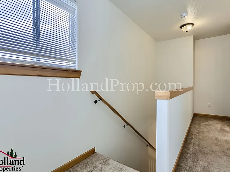 6547 SE Woodstock Blvd — Photo 26
