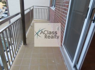 3176 45th St #3, Astoria, NY 11103