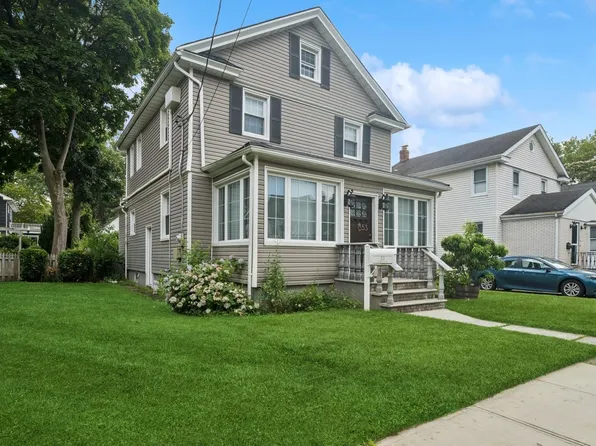 53 Spruce Avenue, Floral Park, NY 11001