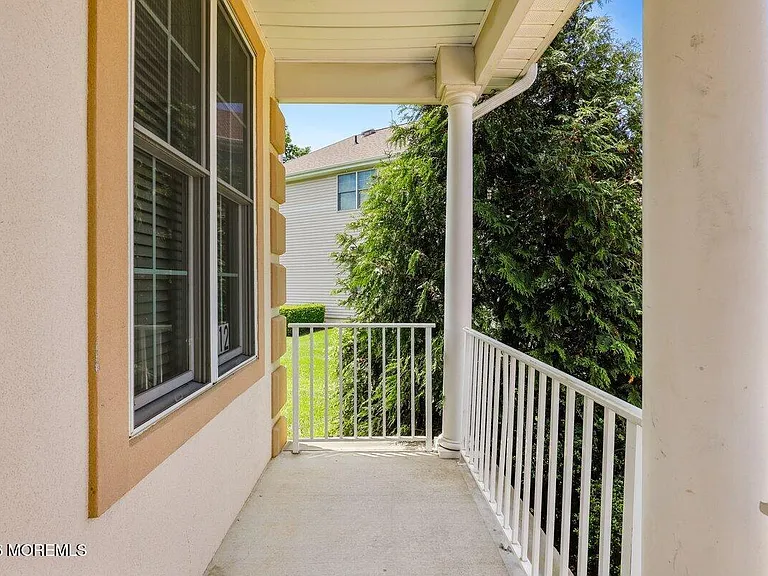 12 Patton Ct — Photo 3