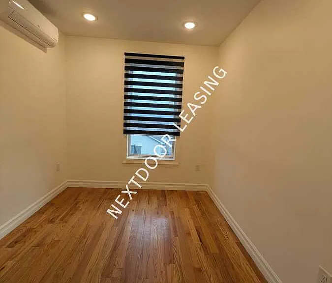 377 Danforth Ave #304M — Photo 5