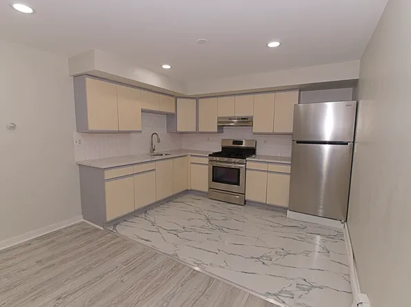 380 Undercliff Avenue image 10 of 10