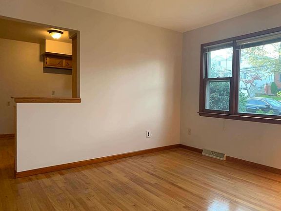 2nd image of 136 Twombly Ave #1