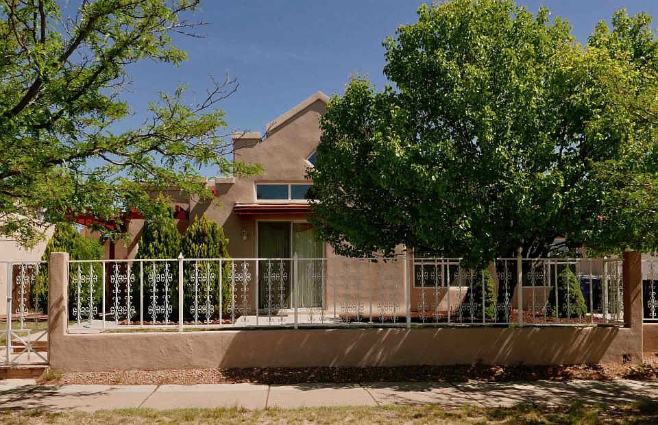 1st image of 6525 Camino Rojo