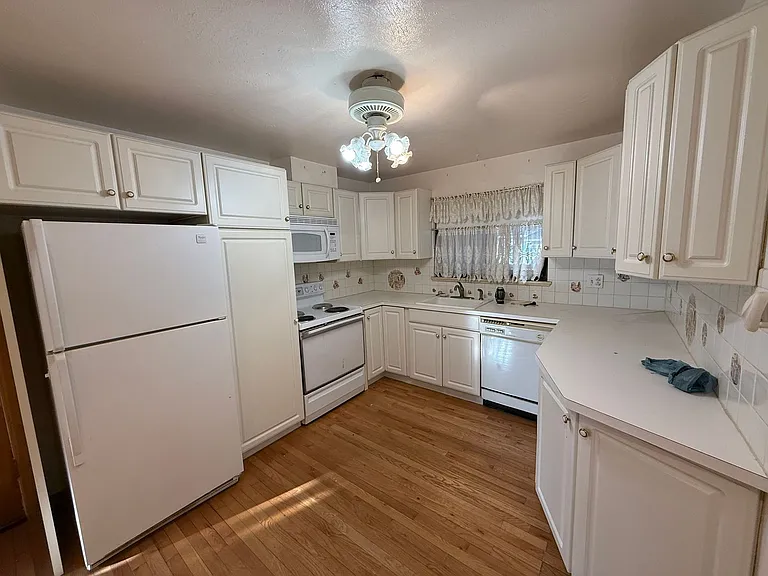 3182 Uvalda St — Photo 8