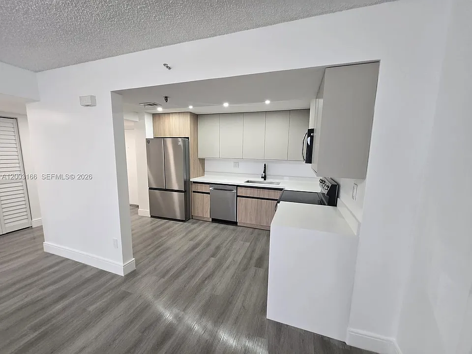 20840 San Simeon Way #601