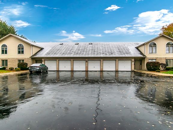 2nd image of 2638 Crescenzo Dr #D