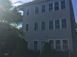 15 5th Ave APT 1, Worcester, MA 01607