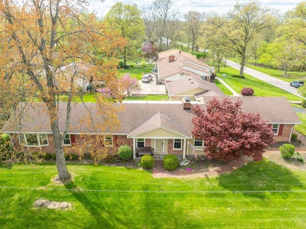 9707 Beech Dr, Cincinnati, OH 45231