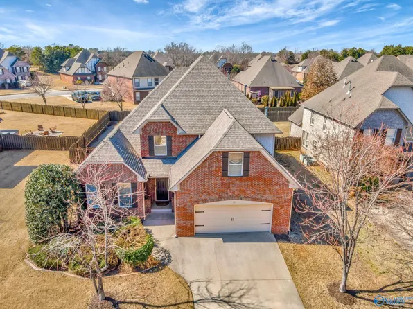 10 Maple Tree Ln SW, Huntsville, AL 35824