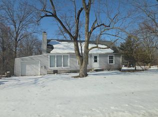 5615 Highview Dr, Fort Wayne, IN 46818