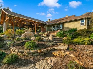 1449 N Montgomery St, Ojai, CA 93023