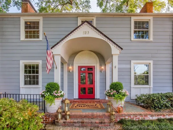 220 Bradford Ave, Fayetteville, NC 28301