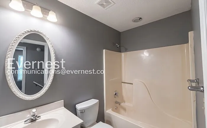 137 Jason Ct — Photo 13