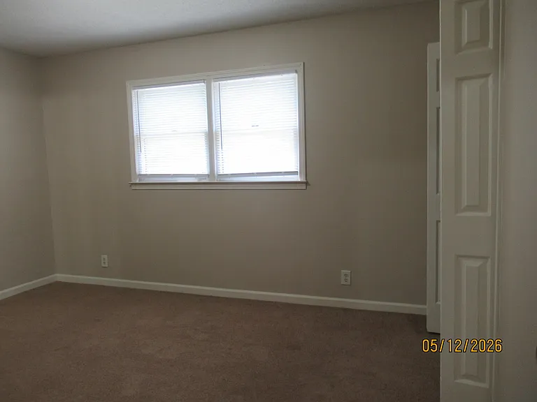 170 Gertrude Dr — Photo 7