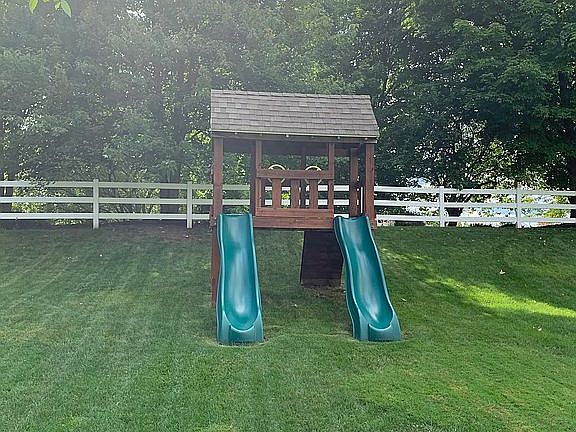 Play Structure 