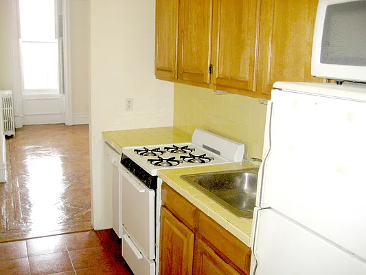 Rented by TB Shaw Realty | media 6