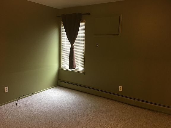 3rd image of 1450 Ann Arbor Rd W APT 14