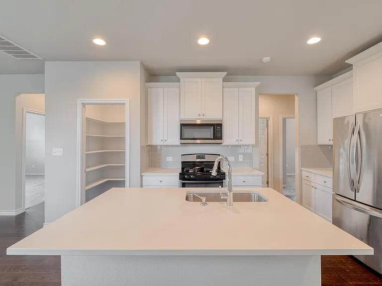 224 Eves Necklace Dr — Photo 6