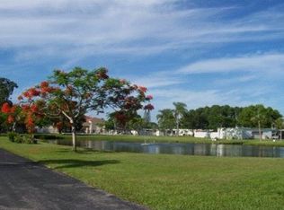 63 Hacienda Blvd, Fort Myers, FL 33905