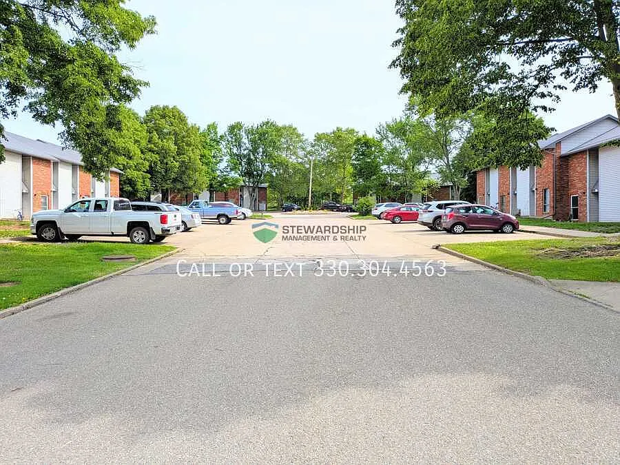 Autumn Chase Townhomes — Photo 3