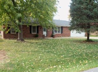 445 S Duke Ave, Springfield, MO 65802