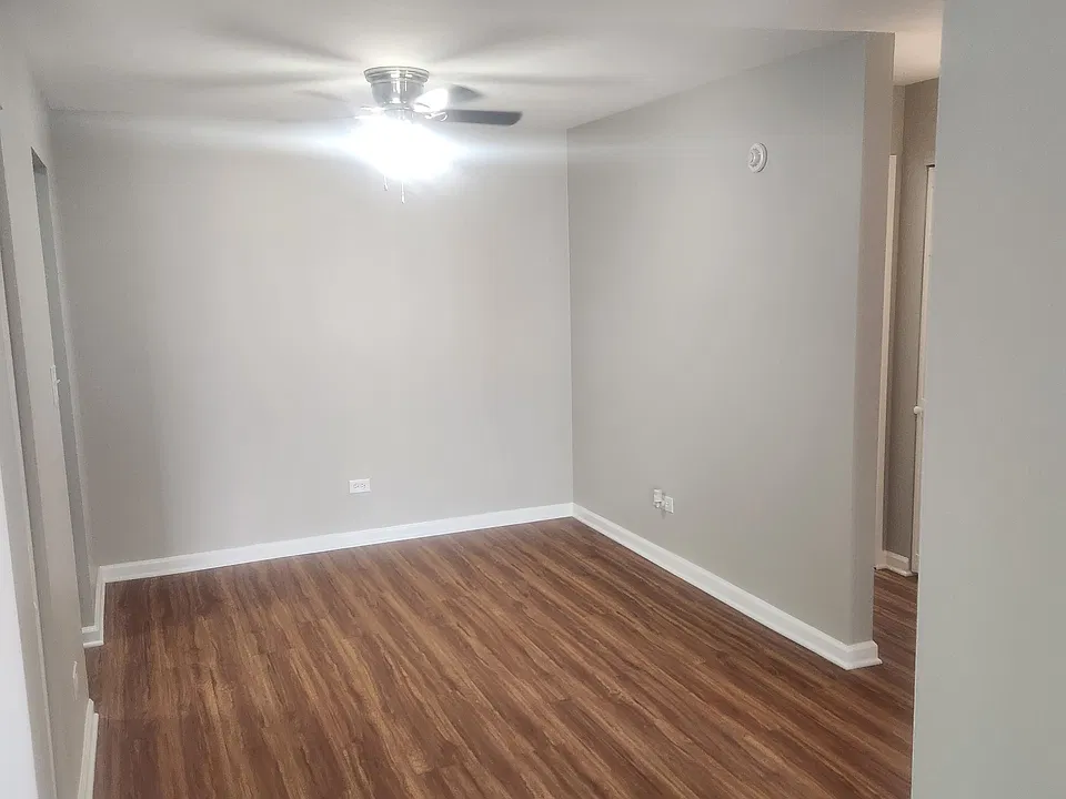226 Shorewood Dr #2C