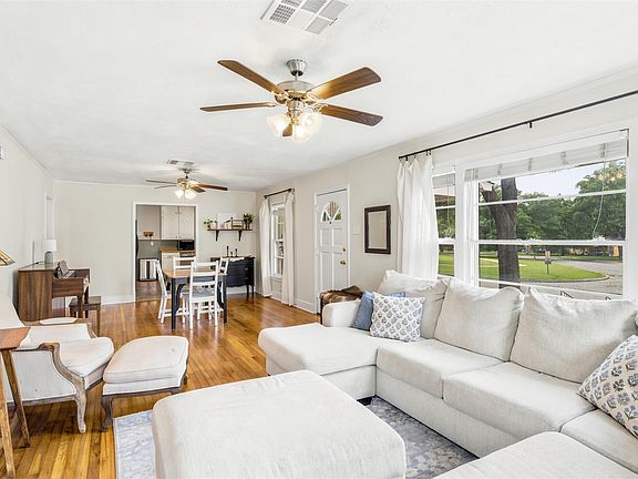 3rd image of 3012 Mitchell Ave