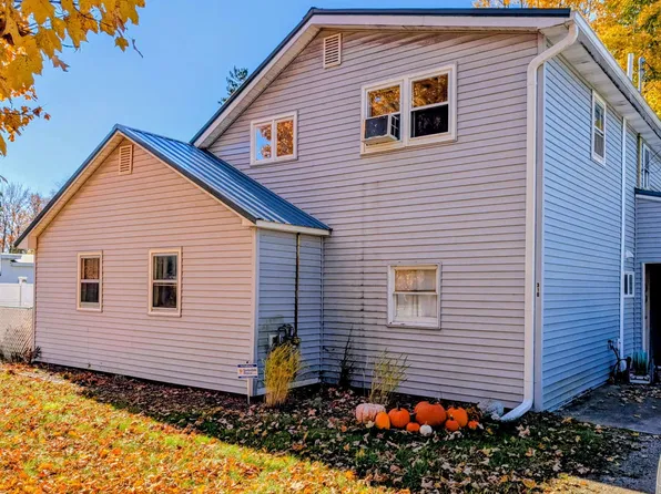 310 Court St, Bellaire, MI 49615
