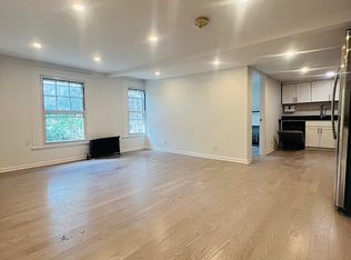 19 Barrow St #4AC, New York, NY 10014