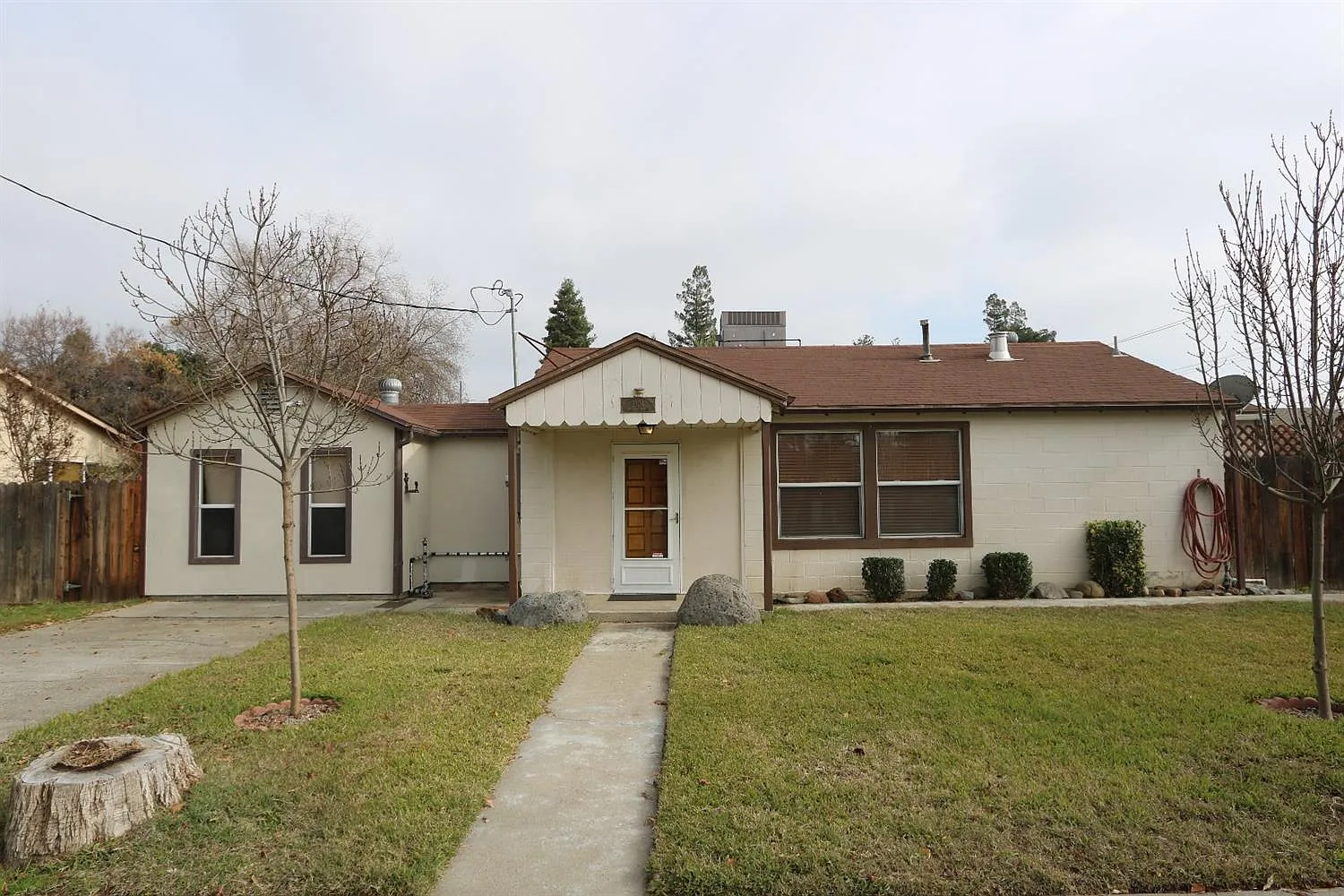 1304 Watts Ave photo 1
