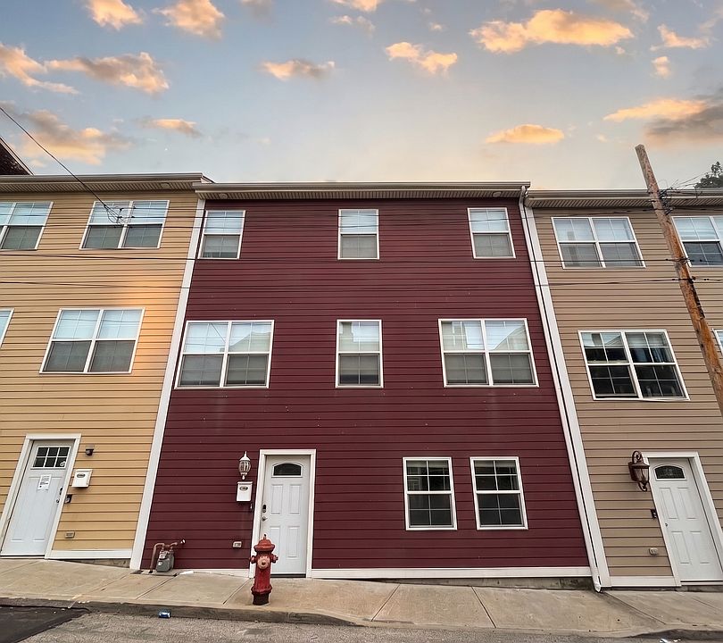 1st image of 826 Spring Garden Ave