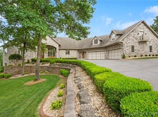 119 Silver Oak Way, Branson West, MO 65737