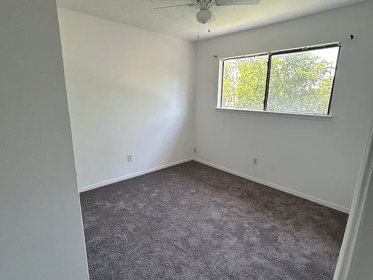 Secondary bedroom 3