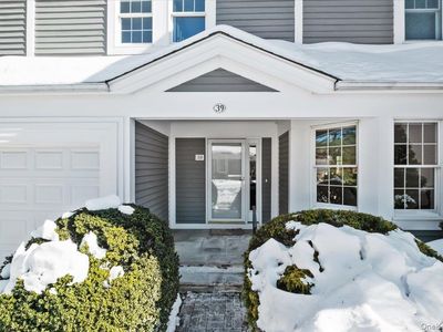 39 Alex Drive, White Plains, NY, 10605