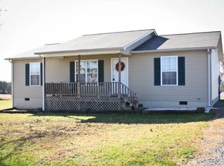 124 Hardys Chapel Rd, Cookeville, TN 38506