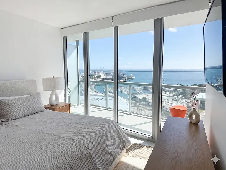 888 Biscayne Blvd #4701 — Photo 10