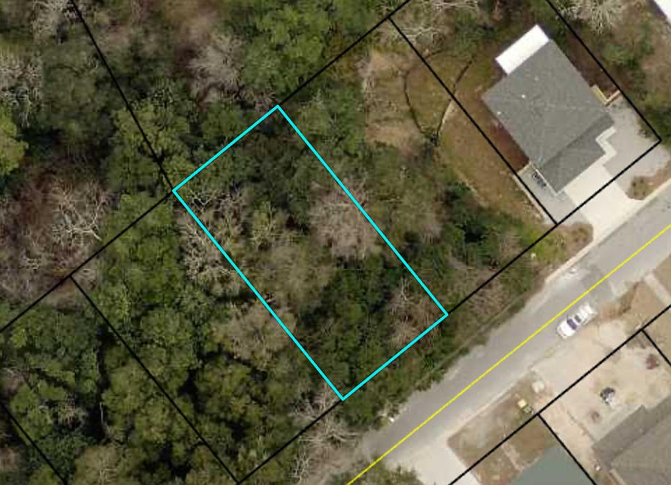 1st image of 706 Cypress Dr