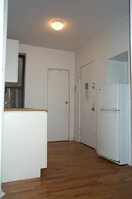 Rented by Tower Brokerage | media 35