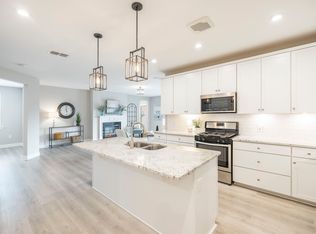 141 Saundersville Rd #1302, Hendersonville, TN 37075