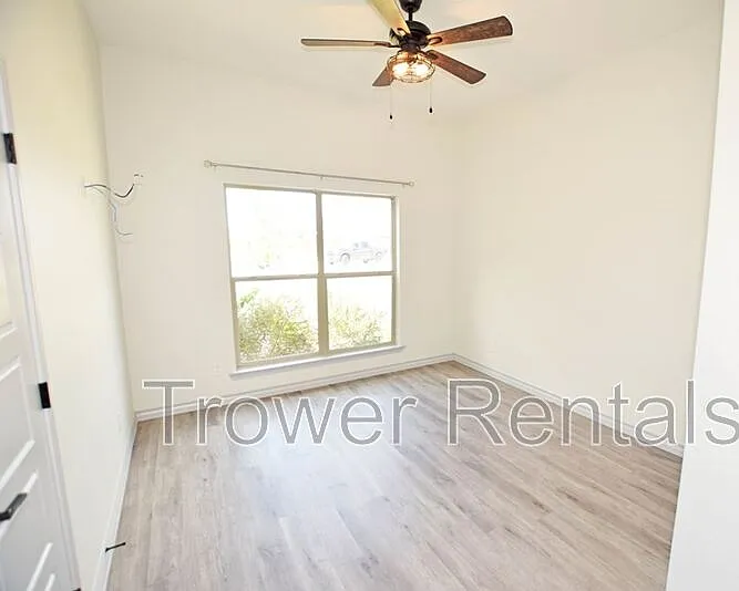 8650 Fortuna Ct — Photo 26