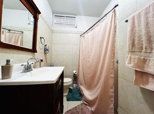 Urb Villa Espana B 26 Calle Zaragoza, Bayamon, PR 00961