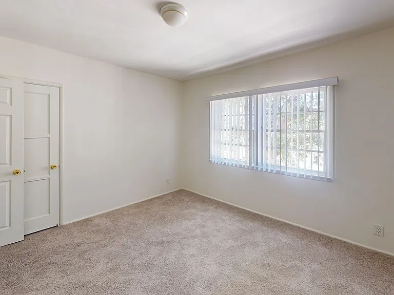 Beautiful 2 bedroom in Arcadia! — Photo 6